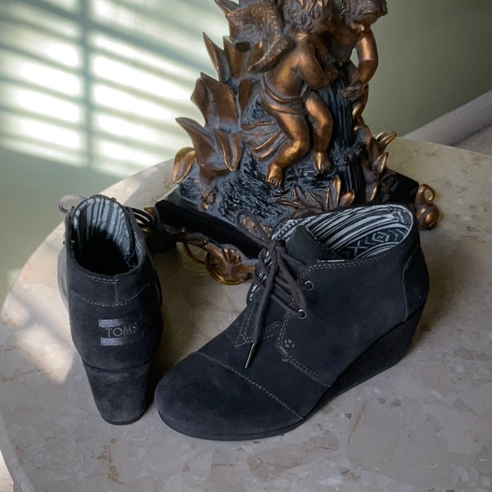 Toms Wedge Bootie
